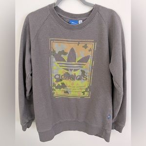 Women’s Adidas crewneck, size large